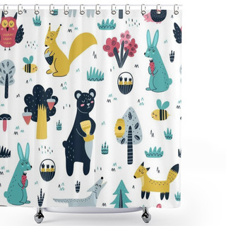 Personality  Cute Woodland Animals Seamless Pattern. Forest Background Shower Curtains