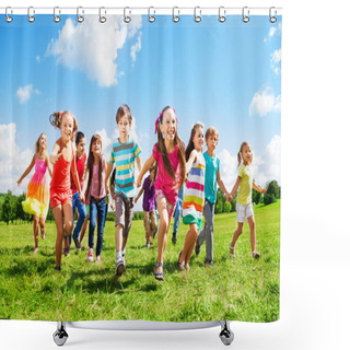 Personality  Kids Running Enjoying Summer Shower Curtains