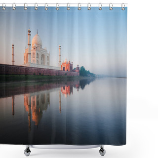 Personality  Taj Mahal River Sunrise Agra Morning Shower Curtains