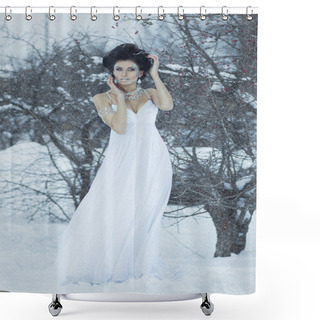Personality  Bride Standing In The Snow. Shower Curtains
