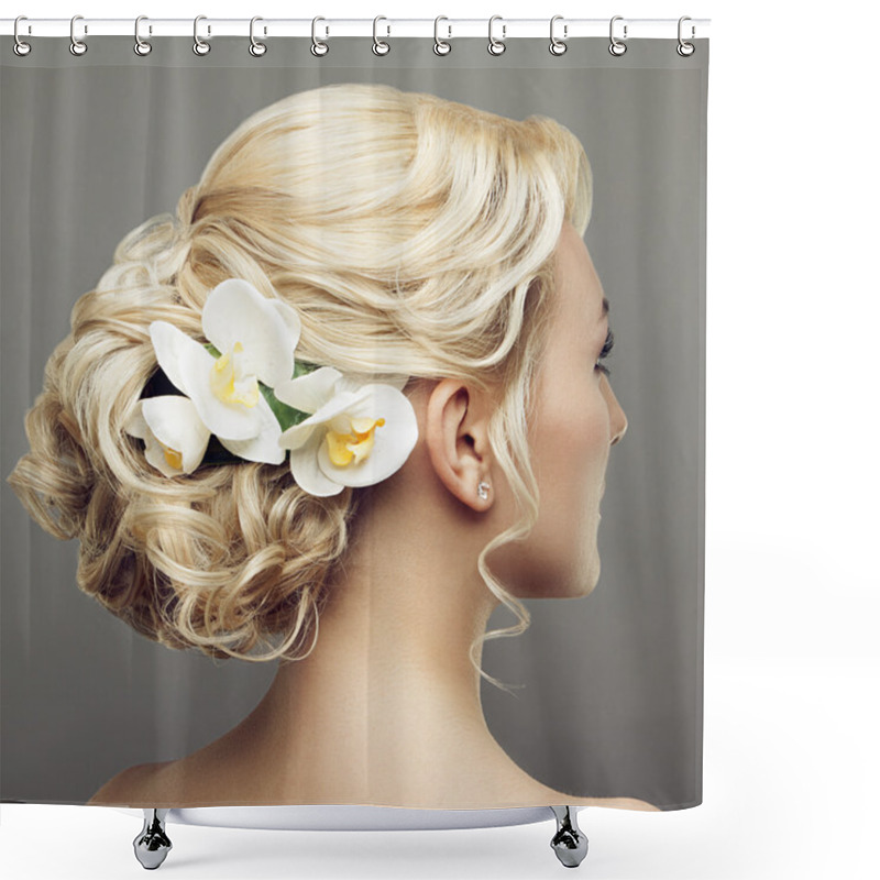 Personality  Beautiful bride with fashion wedding hairstyle shower curtains