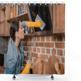 Personality  Housewife Cleaning Tv Set Shower Curtains