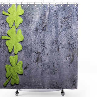 Personality  Green Clover Leaf On Rustic Background Shower Curtains