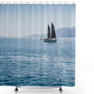Personality  Yacht Shower Curtains