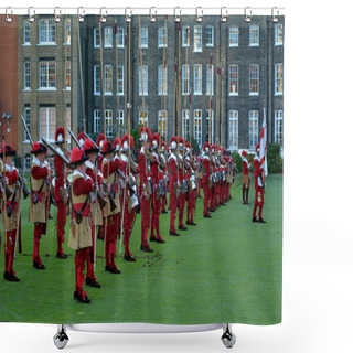 Personality  Pikemen And Musketeers Of The Honourable Artillery Company Shower Curtains