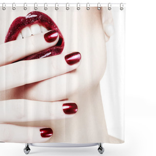 Personality  Passionate Red Shiny Lips Shower Curtains