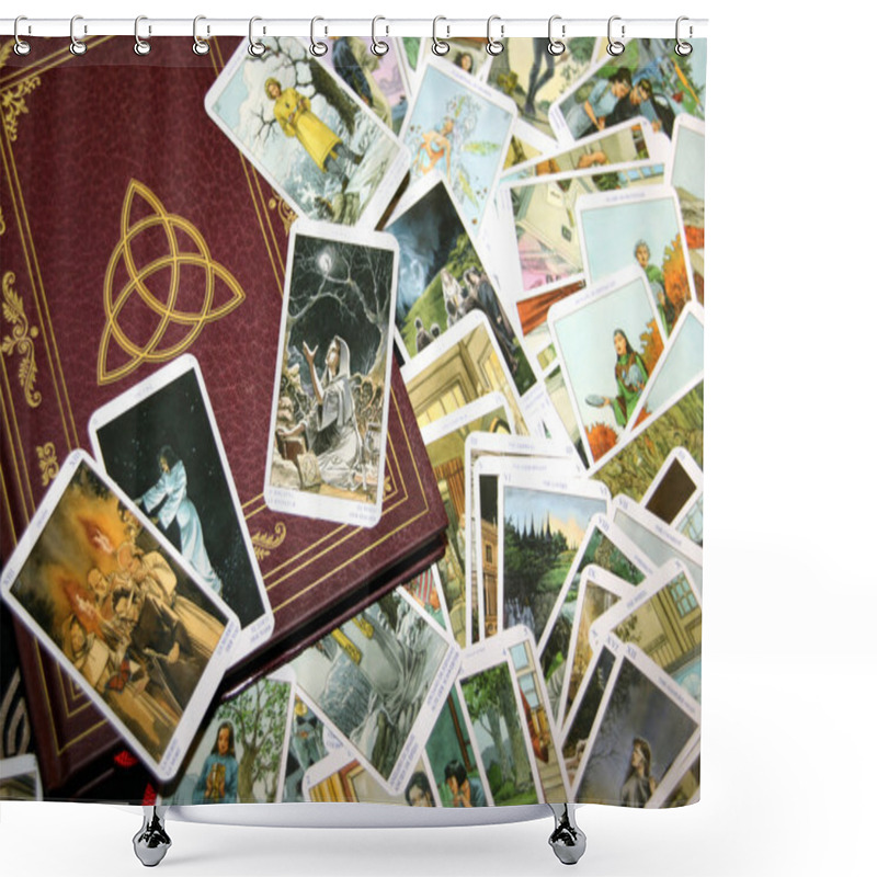 Personality  Tarot Card Reading And Accessories Shower Curtains