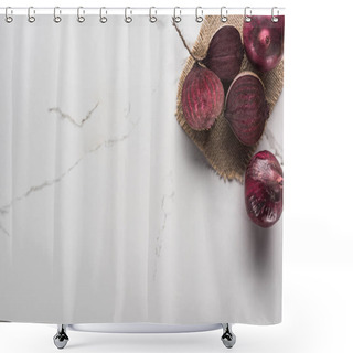Personality  Top View Of Red Onions And Beetroot Halves On Marble Surface With Hessian Shower Curtains