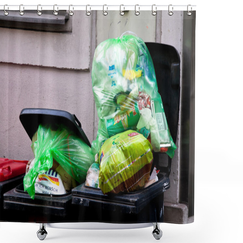 Personality  Separation Of Waste Collection Point For Plastic W Shower Curtains