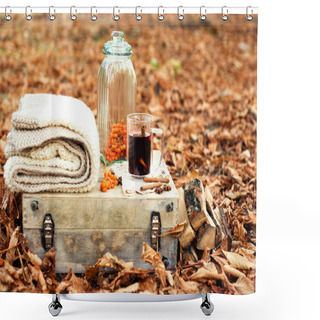 Personality  Autumn Park, Mulled Wine Shower Curtains