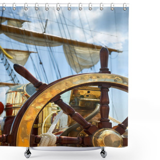Personality  Old Ship Wheel Shower Curtains