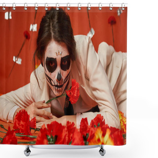 Personality  Elegant Woman In Scary Catrina Makeup Lying Down And Looking At Camera Near Flowers On Red Backdrop Shower Curtains
