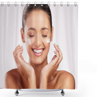 Personality  So Hydrated You Can Feel How Happy Your Skin Is. Shot Of An Attractive Young Woman Applying Moisturiser To Her Face Against A Studio Background. Shower Curtains