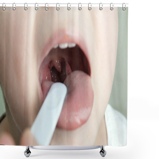 Personality  At Throat Doctor Shower Curtains
