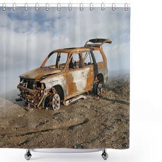 Personality  Burned Out Car Shower Curtains