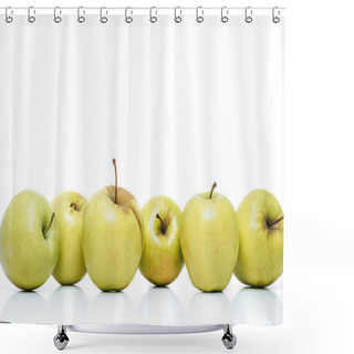 Personality  Close Up View Of Ripe Apples Isolated On White Shower Curtains