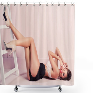 Personality  Beauty Smiling Pinup Girl Lying On The Floor Shower Curtains