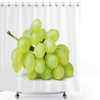 Personality  Fresh Green Grapes Shower Curtains