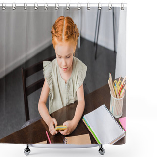 Personality  Little Girl With Calculator Shower Curtains