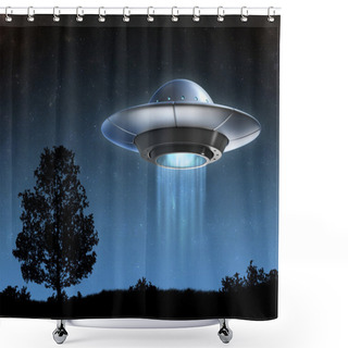 Personality  Ufo - Alien Spaceship Shower Curtains