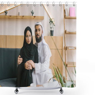 Personality  Muslim Couple Embracing Shower Curtains