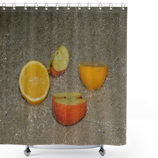 Personality  Oranges Sprayed By Water Shower Curtains