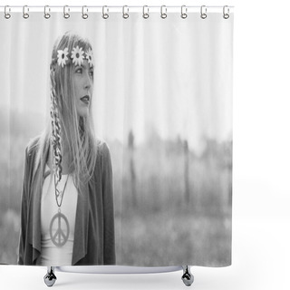 Personality  Hippy Girl - 1970 Style Shower Curtains