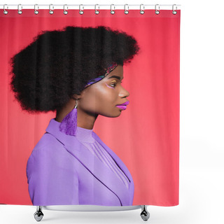 Personality  Side View Of African American Young Woman In Purple Stylish Outfit Isolated On Red Shower Curtains
