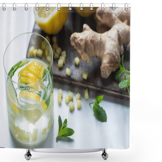 Personality  Selective Focus Of Fresh Ginger Lemonade In Glass With Lemon And Mint On Wooden Board On White Background Shower Curtains