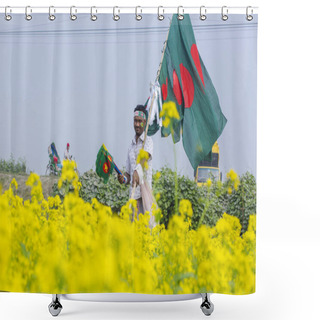 Personality  A Hawker Sells Bangladeshi National Flags Shower Curtains