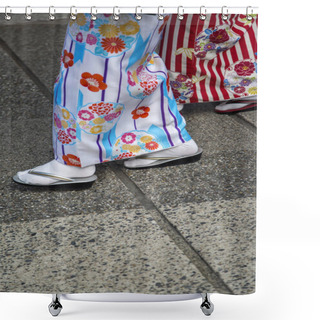 Personality  Geisha`s Traditional Sandals Shower Curtains