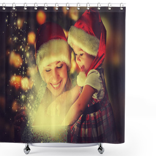 Personality  Christmas Magic Gift Box And A Happy Family Mother And Daughter Baby Girl Shower Curtains