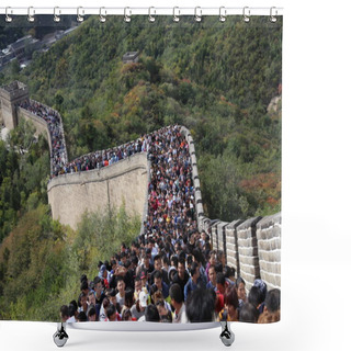 Personality  Tourists Crowd The Badaling Great Wall During The National Day And Mid-Autumn Festival Holiday In Beijing, China, 3 October 2017 Shower Curtains