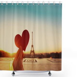 Personality  Eiffel Tower And Paper Heart Shower Curtains