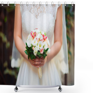 Personality  Wedding Bouquet In The Hands Of A Bride Shower Curtains