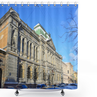 Personality  St. Petersburg, Russia, February, 27, 2018. Cars Near Museum Of Central School Of Technical Drawing Of Baron A. L. Shtiglitz In Solyanoy Pereulok, 15 Shower Curtains