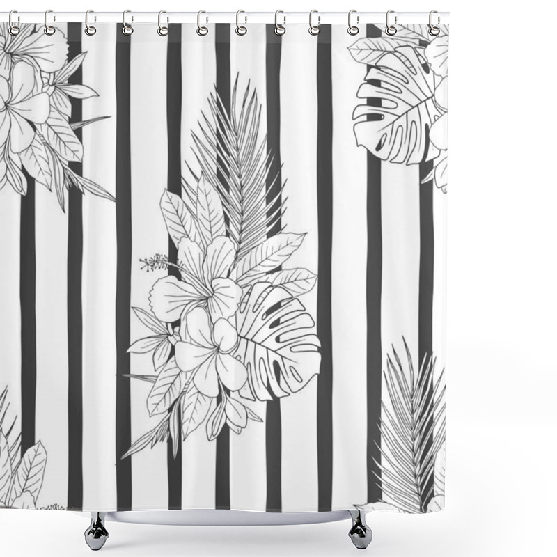 Personality  Flower Bouquet Sketchy Seamless Pattern Shower Curtains