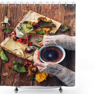 Personality  Female Hand With A Mug Of Warm Autumn Tea Shower Curtains