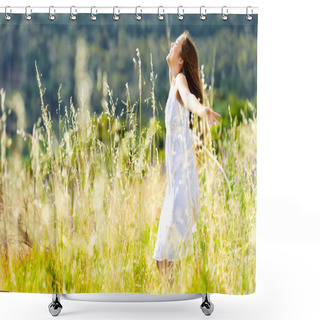 Personality  Sunset Dancing Meadow Girl Shower Curtains