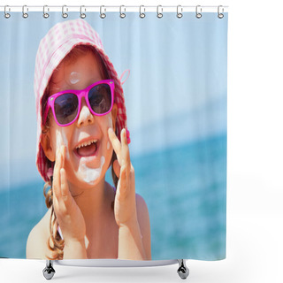 Personality  Sun Protection Shower Curtains