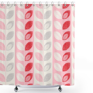 Personality  Seamless Geometric Retro Pattern With Leaves Shower Curtains
