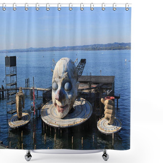 Personality  BREGENZ, VORARLBERG, AUSTRIA - SEPTEMBER 15, 2019: Floating Open-air Theater Stage With A Colossal Head And Two Hands, Ready For The Next Opera 
