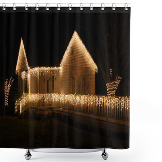 Personality  Country Christmas Shower Curtains