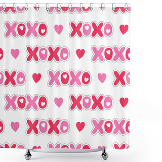 Personality  Flat XOXO Valentines Day Typography Vector Seamless Pattern. Stripes Patch Hearts. Love. XOXO. Hugs And Kisses Shower Curtains