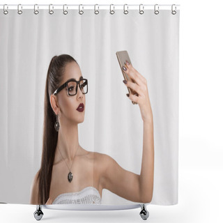 Personality  I Am Beautiful And I Know It. Selfie Shot Shower Curtains