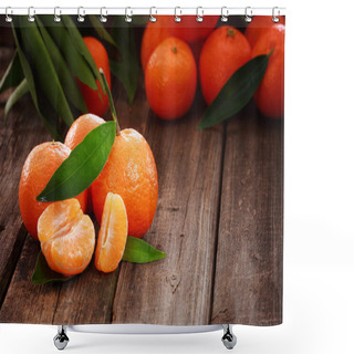 Personality  Tangerines With Leaves Shower Curtains