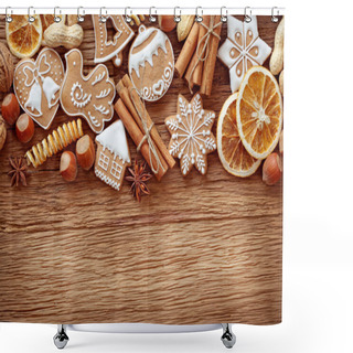 Personality  Gingerbread Cookies And Spices Shower Curtains