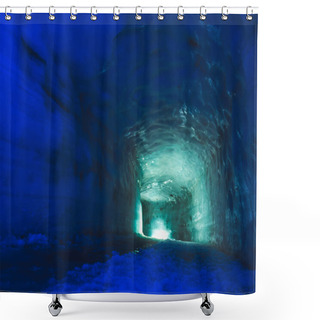 Personality  Tunnel Shower Curtains