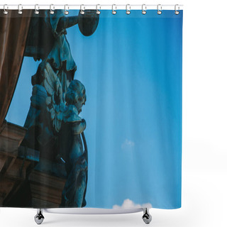 Personality  Statue Shower Curtains