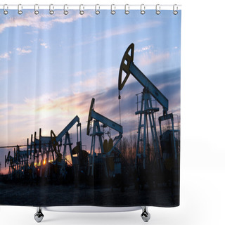 Personality  Oil Pumps Shower Curtains